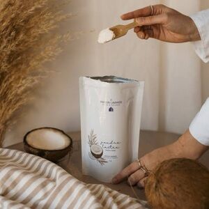 Coconut & Lavander Milky Bath Powder
